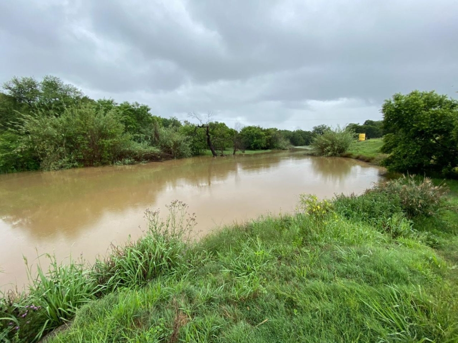 6 Bedroom Property for Sale in Remhoogte AH North West